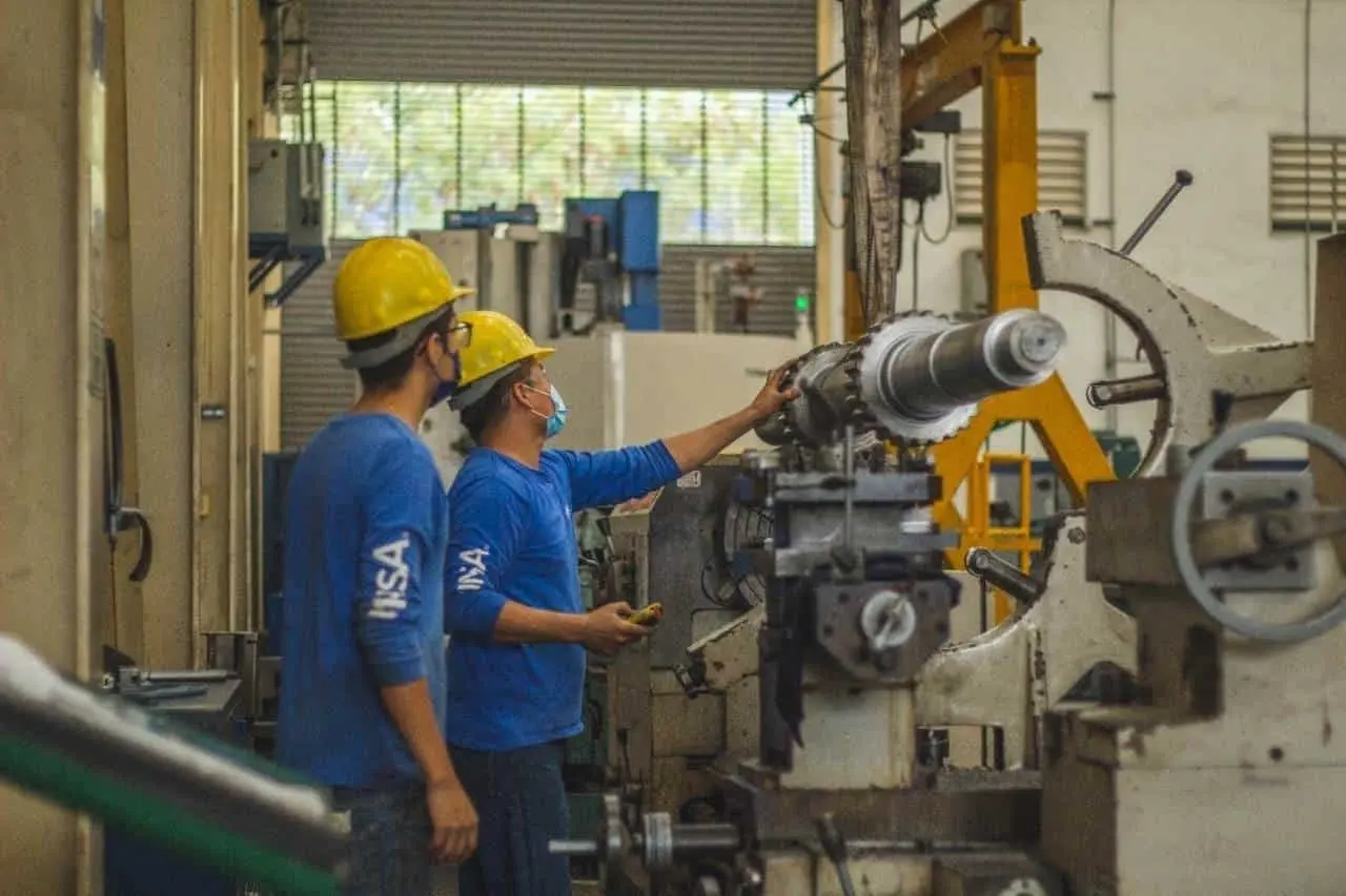 Insumos a altos costos y falta de personal, obstáculos de industria de NL