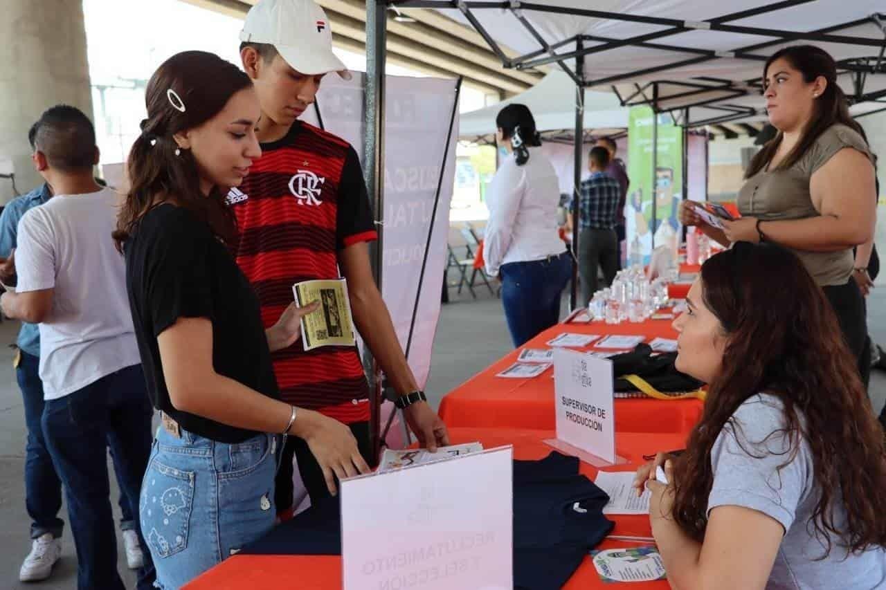 Chamba Pa Todos: Ofrecen mil vacantes a recién egresados en Santa Catarina