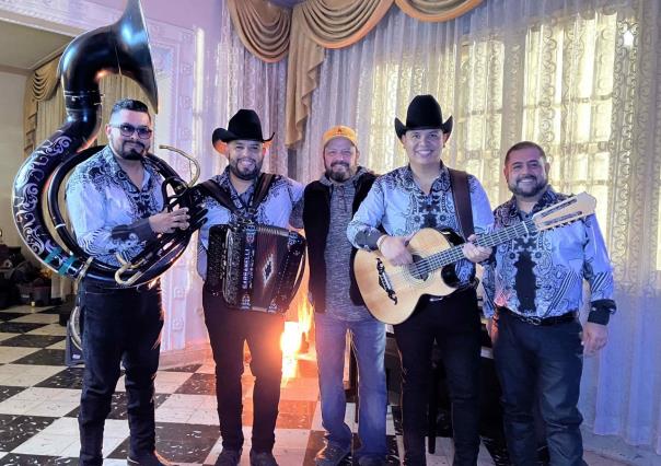 Graban Los Compares Mty tema de Nicho Hinojosa