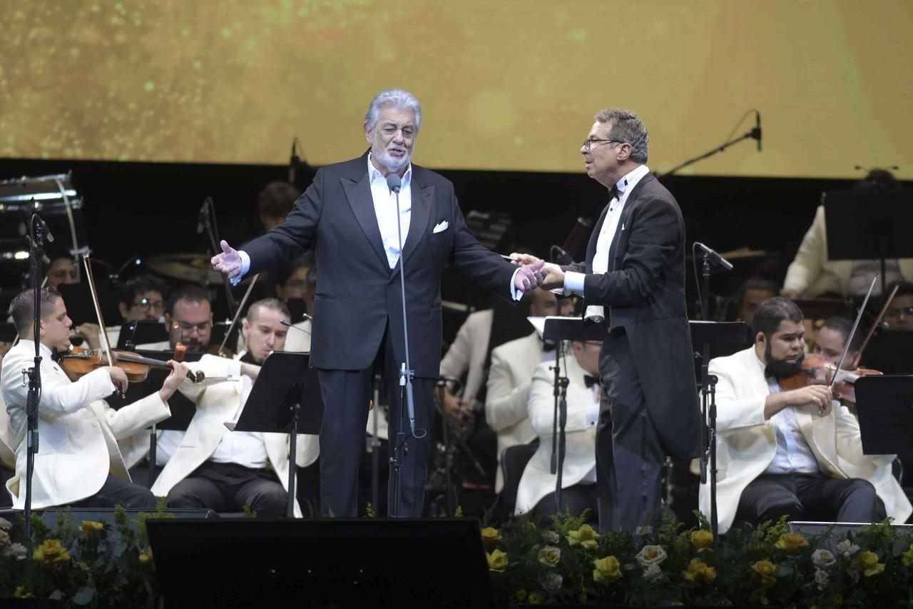 Reconquista Plácido Domingo a regios con su poderosa voz