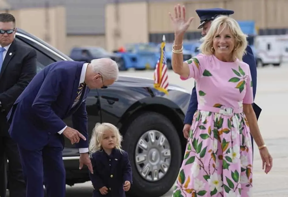 Primera dama Jill Biden da negativo a COVID-19