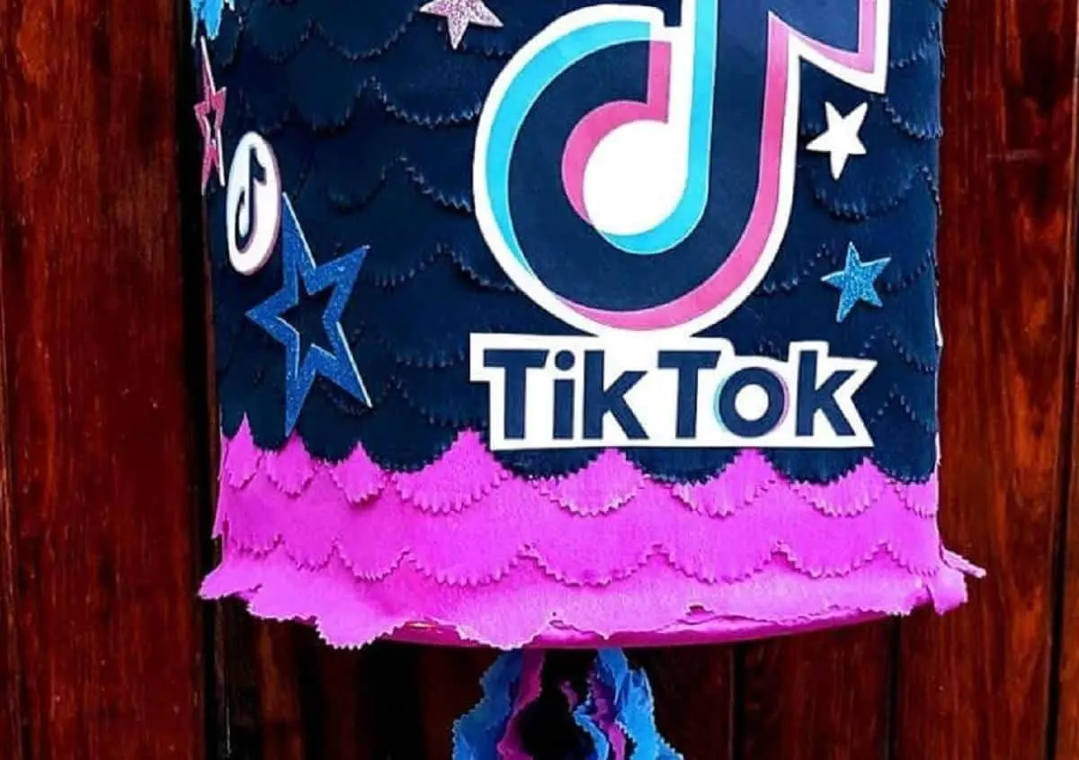 Piñatas giratorias, tendencia en celebraciones para toda ocasión
