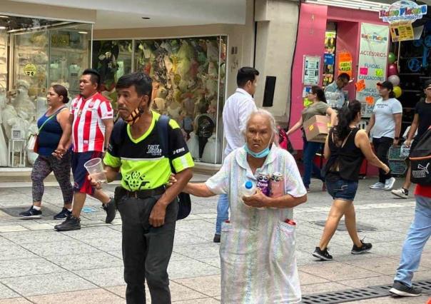 Trabajar y no ser violentados, deseos de adultos mayores de Nuevo León