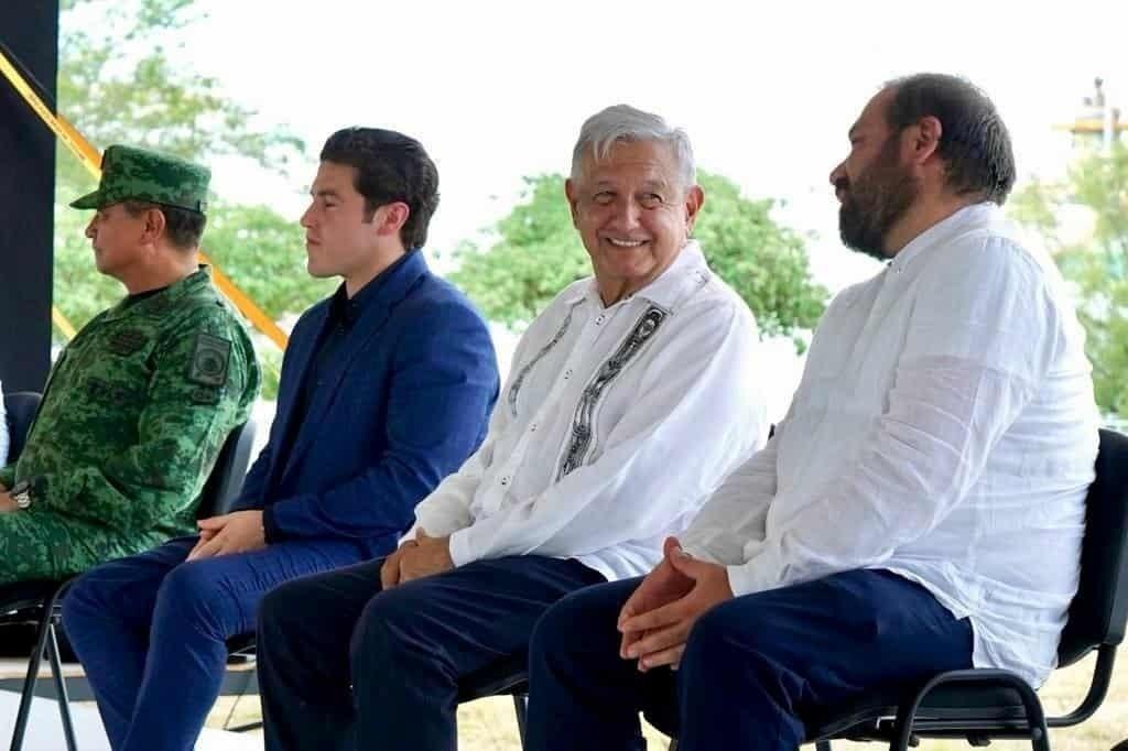 Pide AMLO a CFE ayudar a rescatar “cuerpos de mineros”