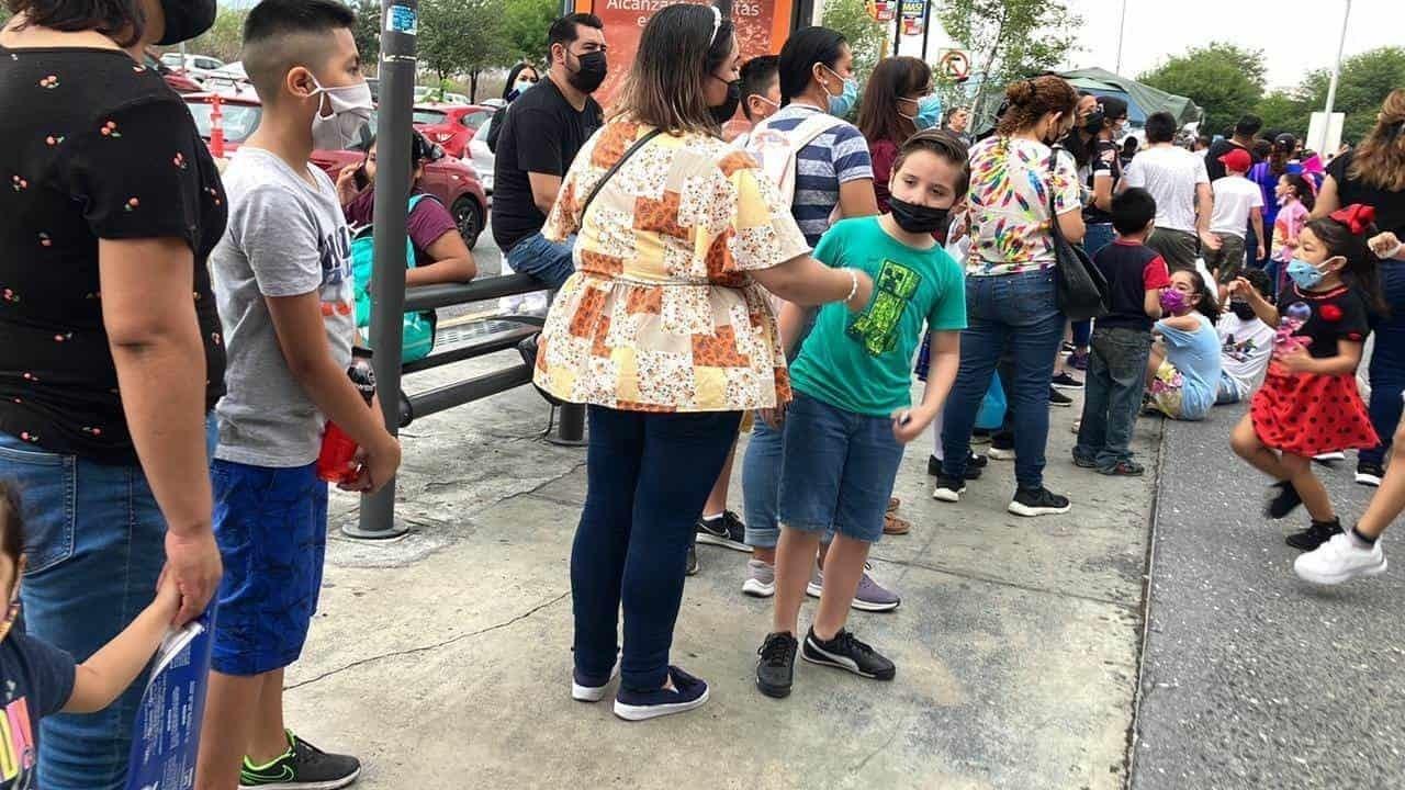 Inicia vacunación anticovid para niños en Nuevo León