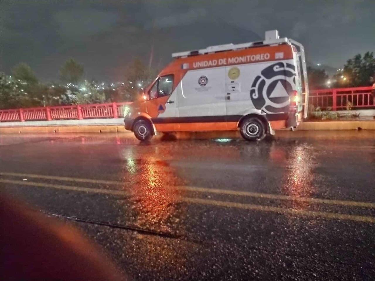 Lluvias en área metropolitana de Monterrey dejan solo encharcamientos