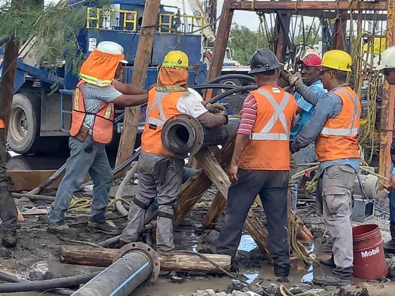 Indemnización a familiares de mineros atrapados en Sabinas quedará pronto