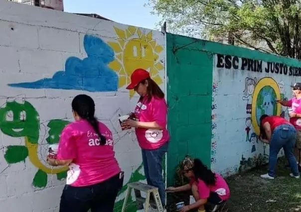 Apadrinan escuelas en Apodaca en colonias del programa PAQTO