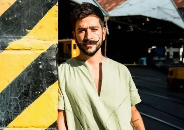 Difunden fotografía de Camilo como Dios lo trajo al mundo