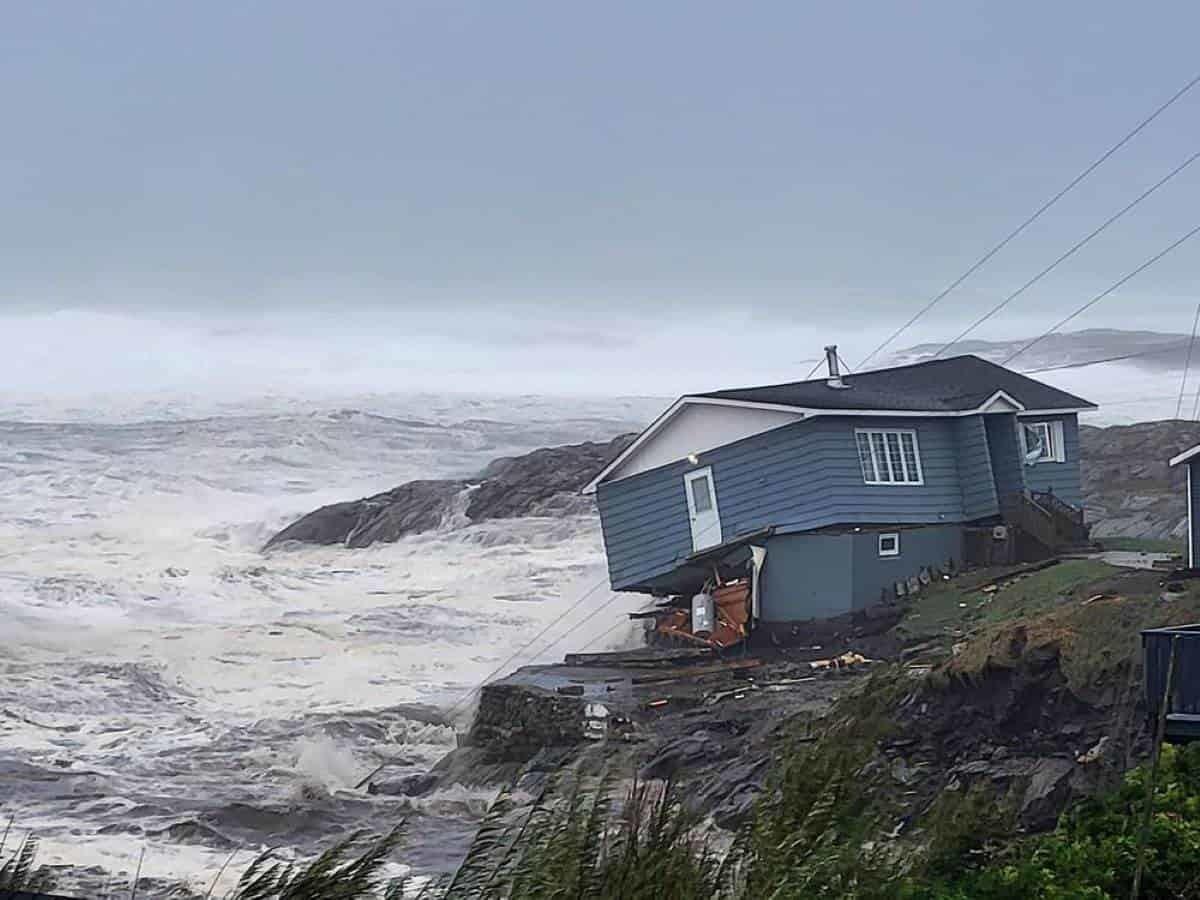 Moviliza Canadá tropas tras el paso del huracán Fiona