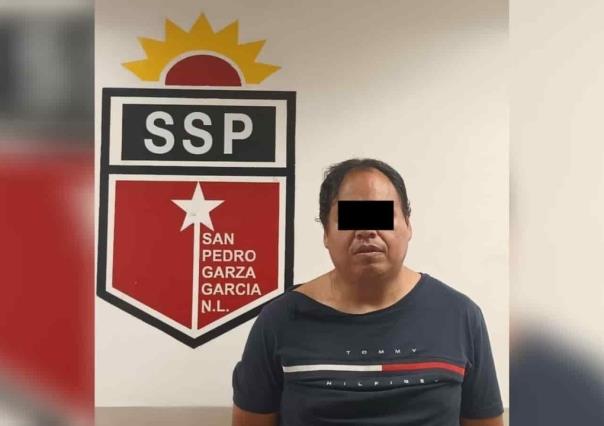 Detienen a taxista asaltante en bares de San Pedro y Monterrey