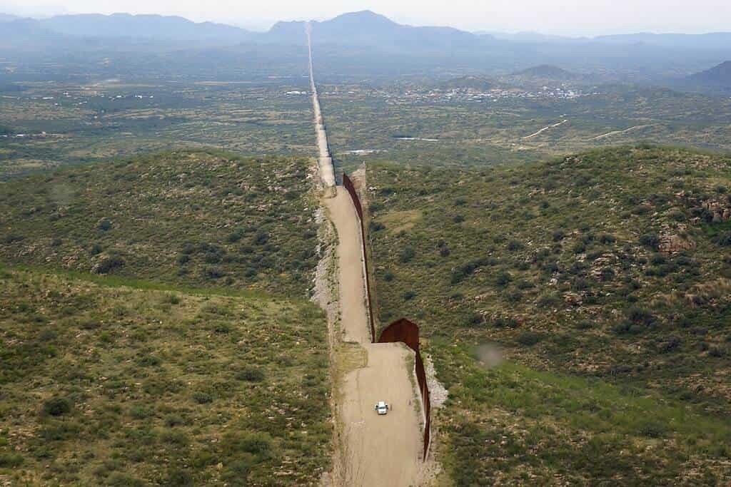 Detienen a hermanos por matar a migrante en frontera México-EU
