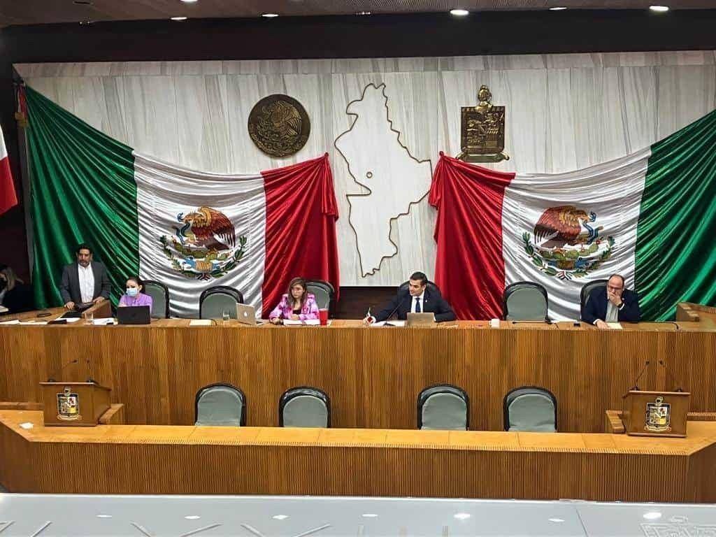 ¡Histórico! Nuevo León tiene nueva Constitución luego de más de 100 años