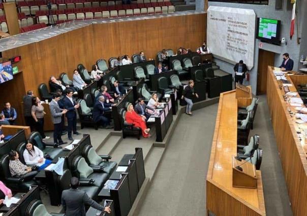 Aprueba Congreso renuncia del Fiscal Gustavo Adolfo Guerrero