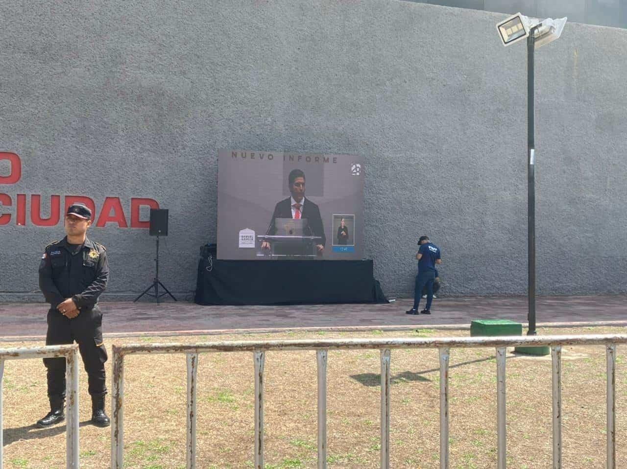 VIDEO: Regios ven informe de Samuel de pasada