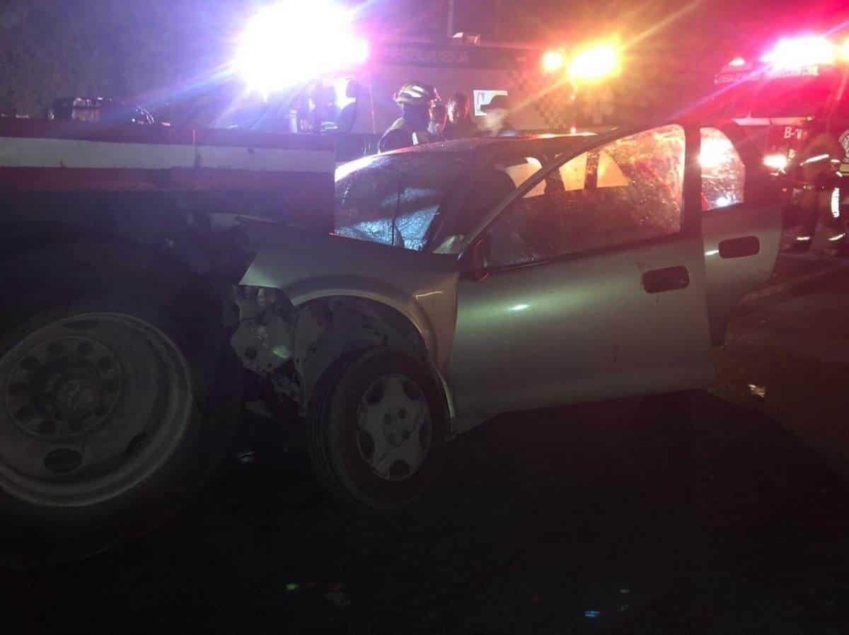 Choque deja 1 muerto y 3 heridos en Ciénega de Flores