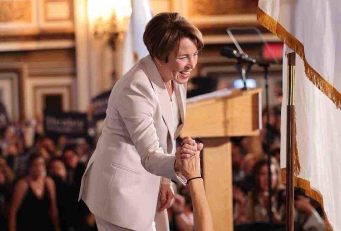Maura Healey, primera gobernadora lesbiana en Massachusetts