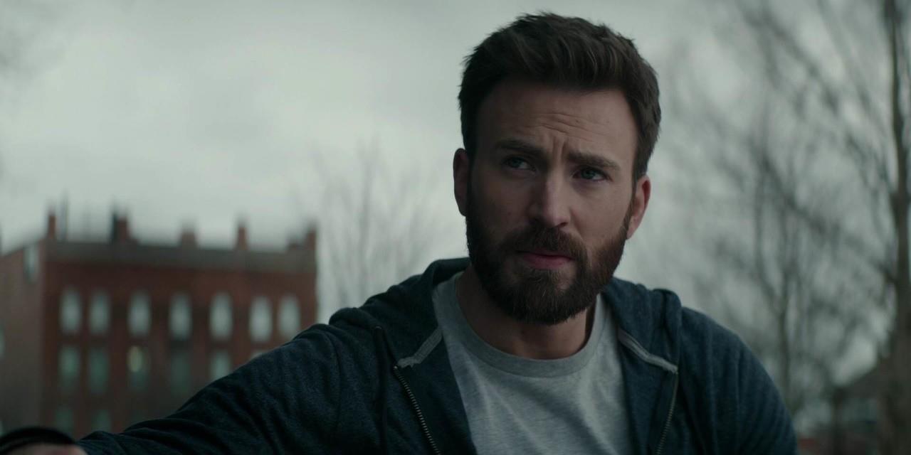 ¡Ya está fuera del mercado! Chris Evans tiene novia desde hace un año