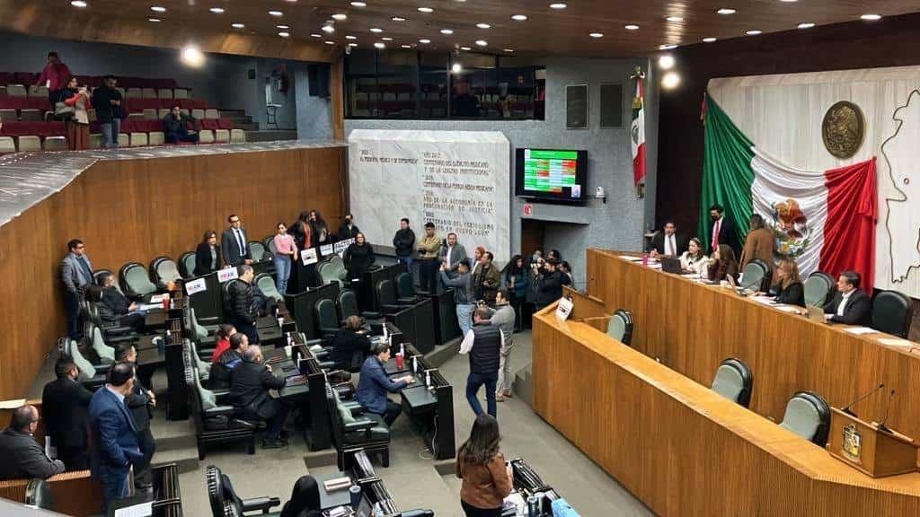 Buscan PRI y PAN quitar a Samuel por logotipo del “nuevo Nuevo León”