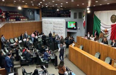 Buscan PRI y PAN quitar a Samuel por logotipo del "nuevo Nuevo León"