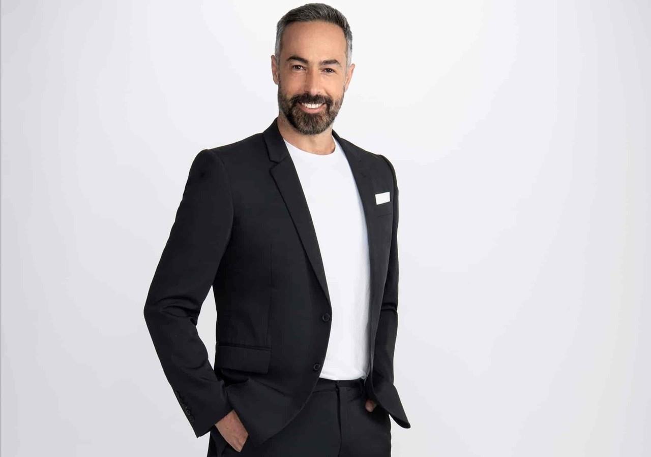 Podría Carlos Arenas debutar en la actuación