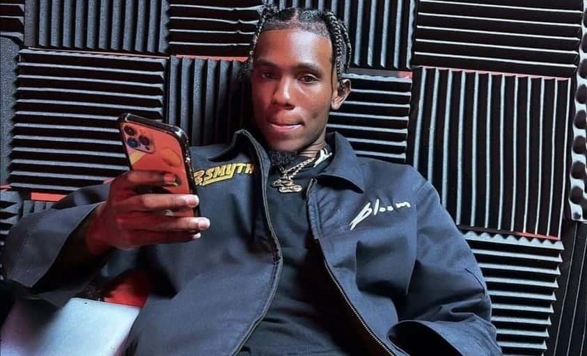 Muere cantante, B. Smyth, a los 28 años, a causa de una fibrosis pulmonar