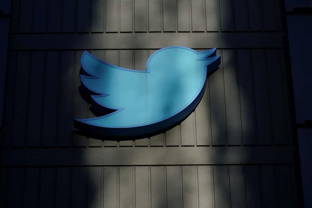 Twitter se atrasa con revisión de discursos de odio en publicaciones