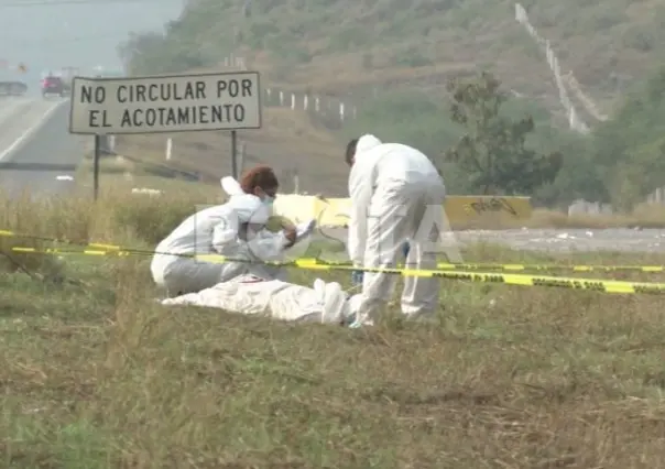 Encuentran cuerpo encobijado en García