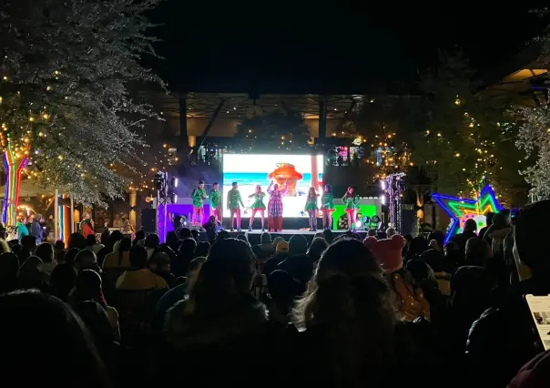 Viven una experiencia navideña en Pueblo Serena