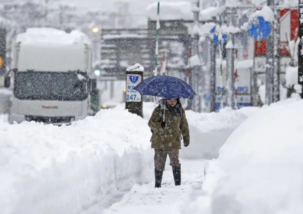 Nevadas dejan varios muertos en Japón