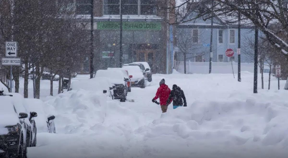 Gran parte del resto de Estados Unidos también resultó afectado por las duras condiciones invernales. FOTO: AP