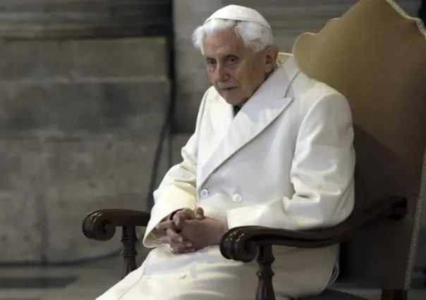 Benedicto XVI, de 95 años, está “muy enfermo”, anuncia Papa Francisco