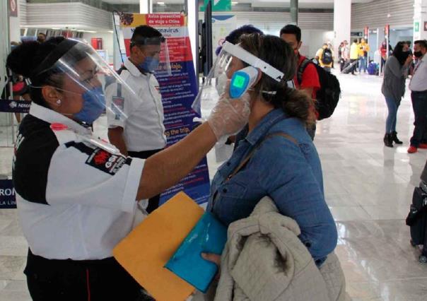 No descarta Salud regreso de filtros en aeropuerto por variantes de COVID-19