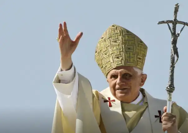 Papa Francisco oficiará el funeral de Benedicto XVI