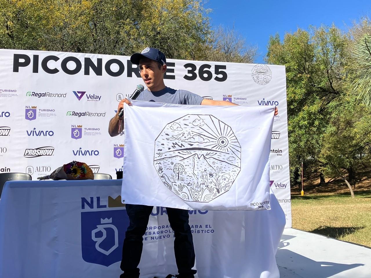 Fernando Villatoro durante 365 días ascendió y descendió el Pico Norte del Cerro de la Silla. FOTO: Karla Omosigho