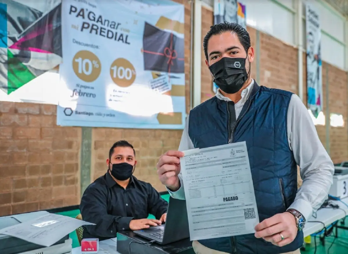 El alcalde de Santiago, David de la Peña Marroquín, hizo un llamado a los ciudadanos a aprovechar los descuentos en el pago del impuesto predial. Foto: Gobierno de Santiago