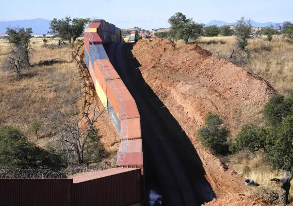 Quitan contenedores entre frontera México-EU