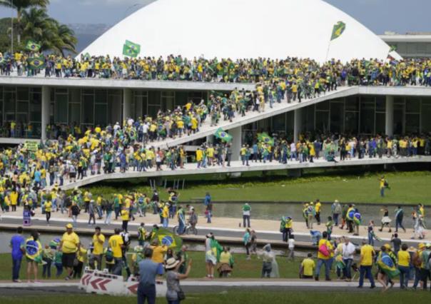 Respalda México a gobierno de Lula en Brasil tras asalto al Congreso