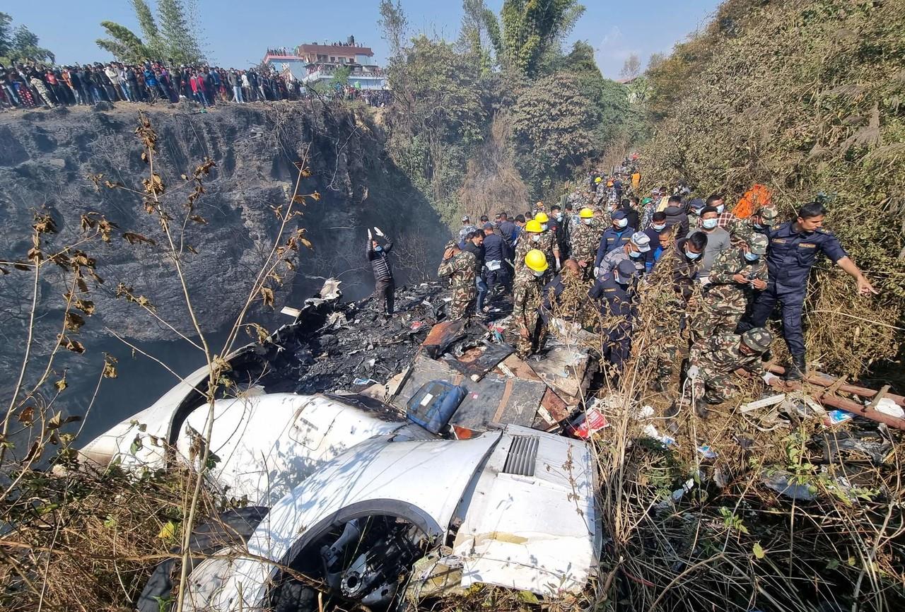 Un avión de Yet Airlines se estrelló en Nepal dejando un saldo de 68 muertos. Foto: Tiwtter @InfosFrancaises