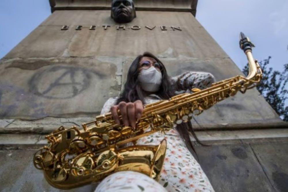 La saxofonista María Elena Ríos denuncio que teme por su vida. FOTO: Facebook