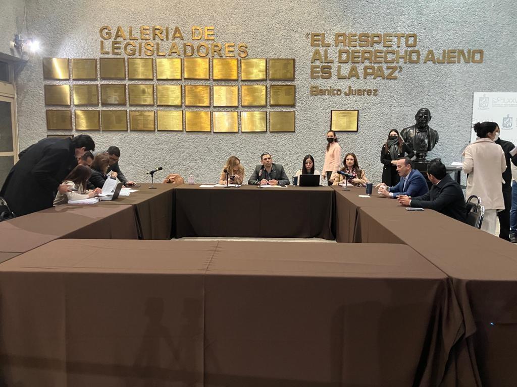 Los legisladores dieron a conocer que el mandatario estatal será citado a comparecer o contestar por escrito, el próximo viernes 10 de febrero a las 16:30 horas. Foto: Armando Galicia