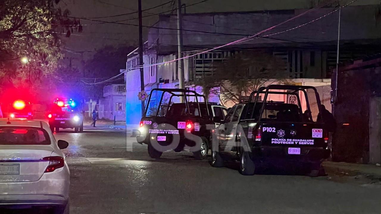 Acribillan a joven dentro de su automóvil en Guadalupe