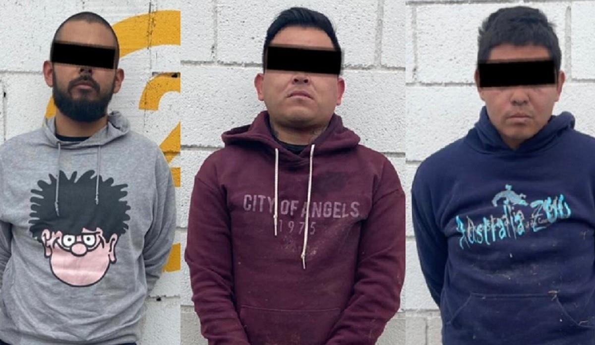 Los presuntos delincuentes detenidos fueron identificados como identificados como César Alejandro N de 29 años, Napoleón Alberto N de 30, y Carlos Alberto N, de 33. Foto: Raymundo Elizalde
