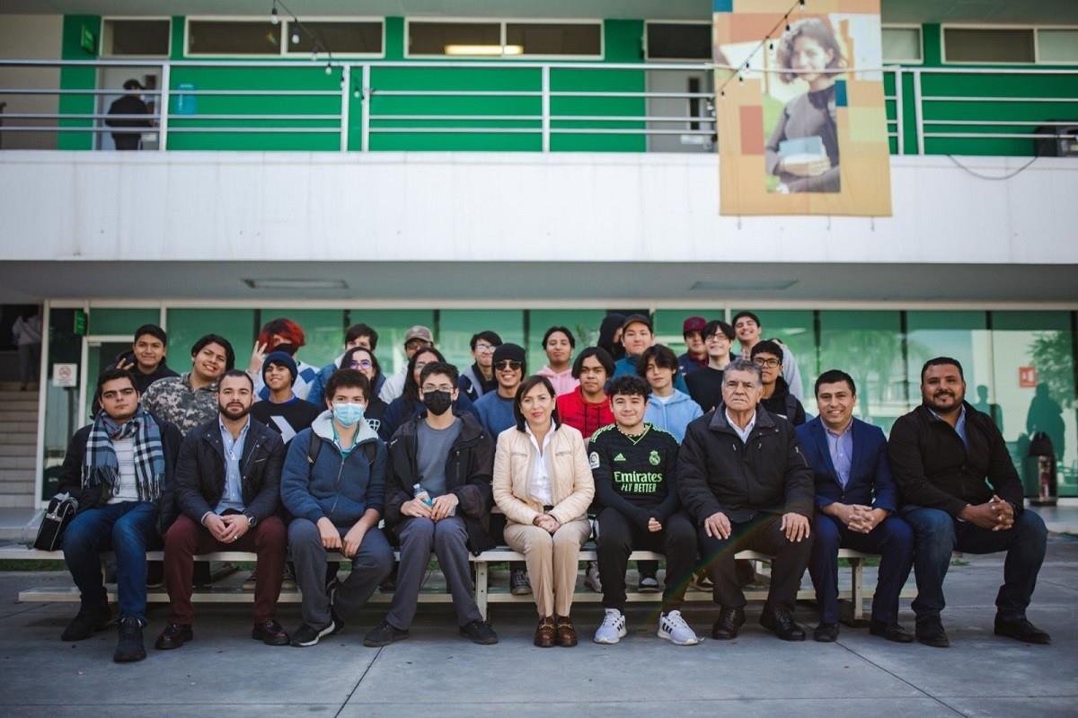 Impulsan Mi Primer Licencia en preparatorias y universidades de Guadalupe