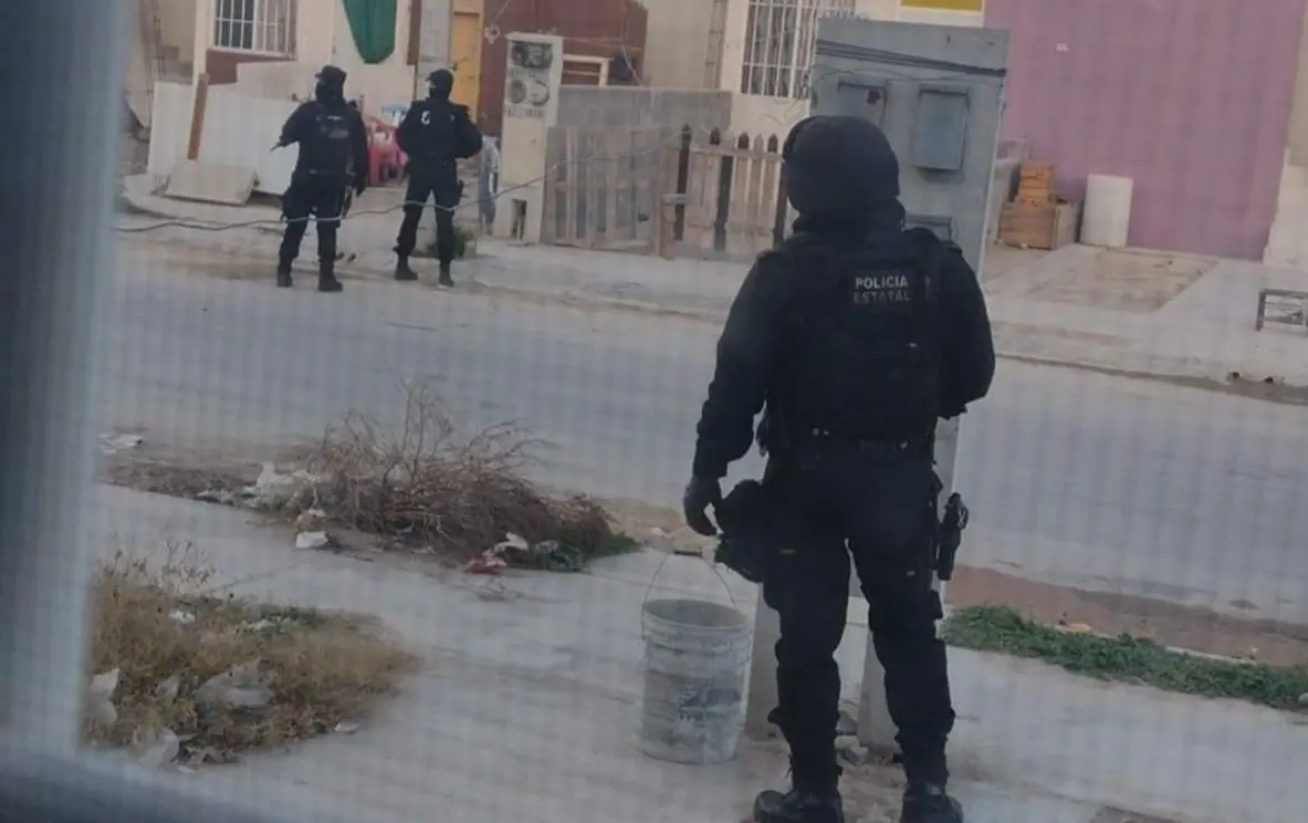 Detienen a presuntos delincuentes en Ciénega de Flores. Foto: Raymundo Elizalde.