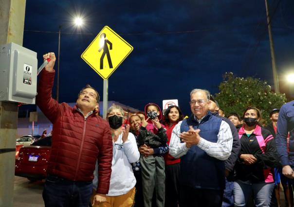 Brinda Escobedo mejor seguridad con modernización de luminarias