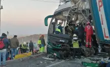 Carambola deja 3 muertos y 20 heridos en el Libramiento Bicentenario del Edomex