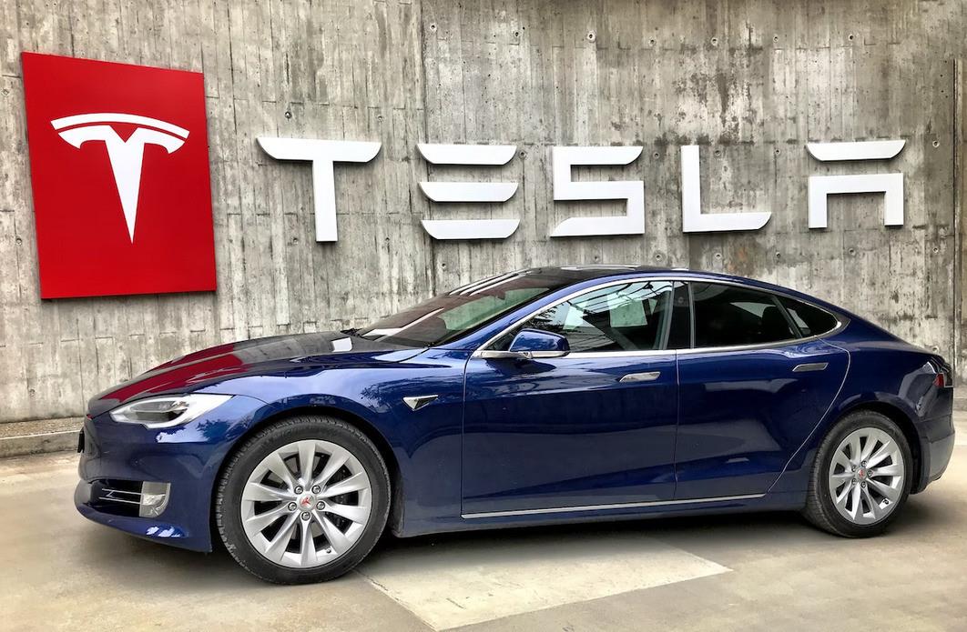 ¡Siempre si! Tesla llegará a Nuevo León, confirma AMLO