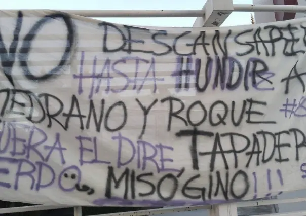 Denuncian con manta misoginia de líder estudiantil del ITD
