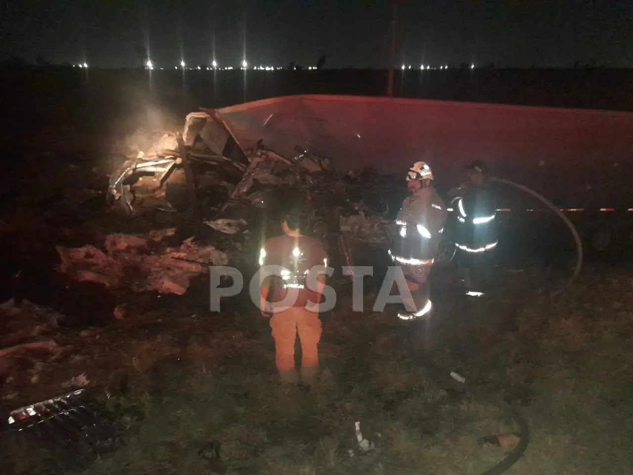 El siniestro se registró en el kilómetro 31 de la carretera a Laredo, ya en el municipio de Ciénega de Flores. Foto: Raymundo Elizalde.